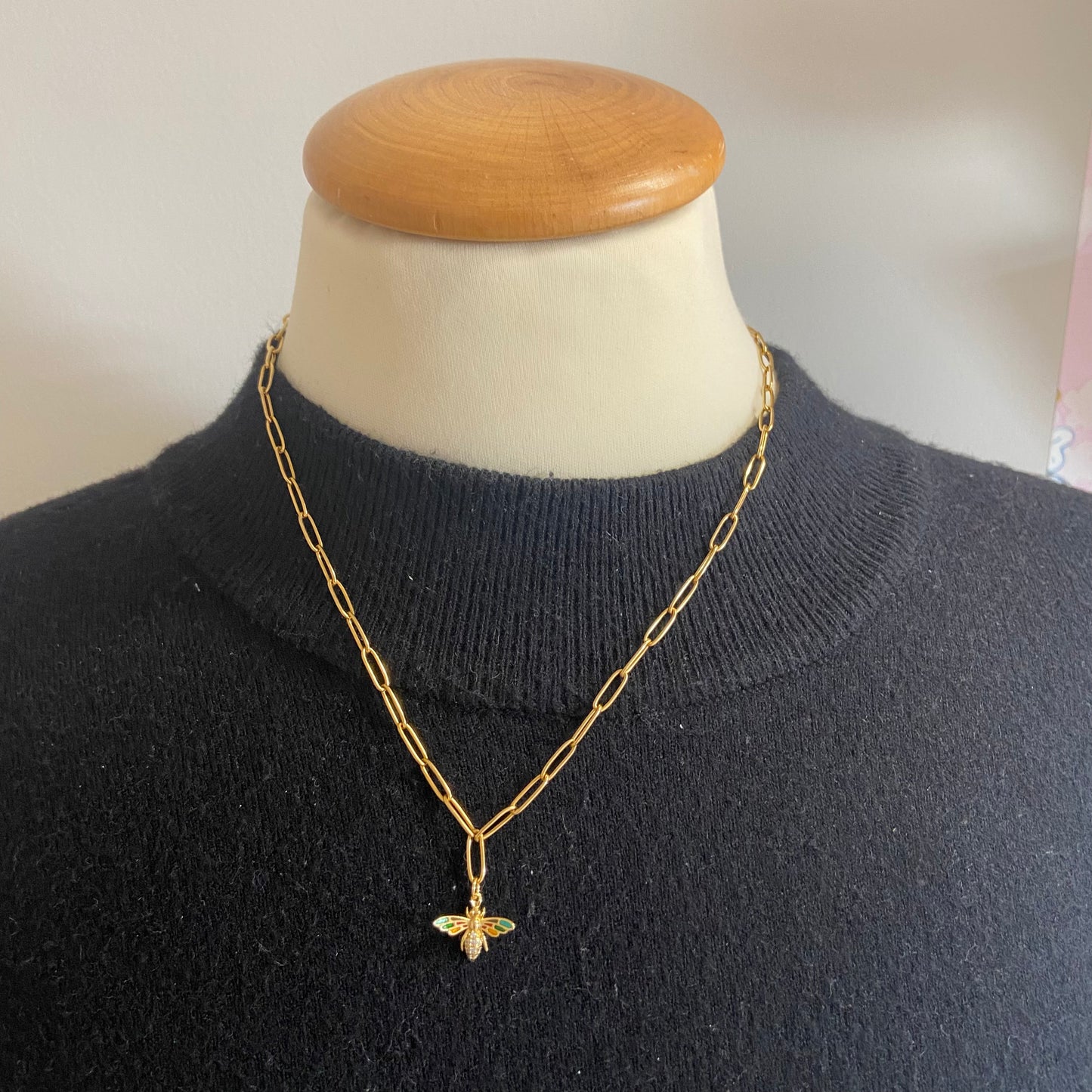 Ketting met bijtje