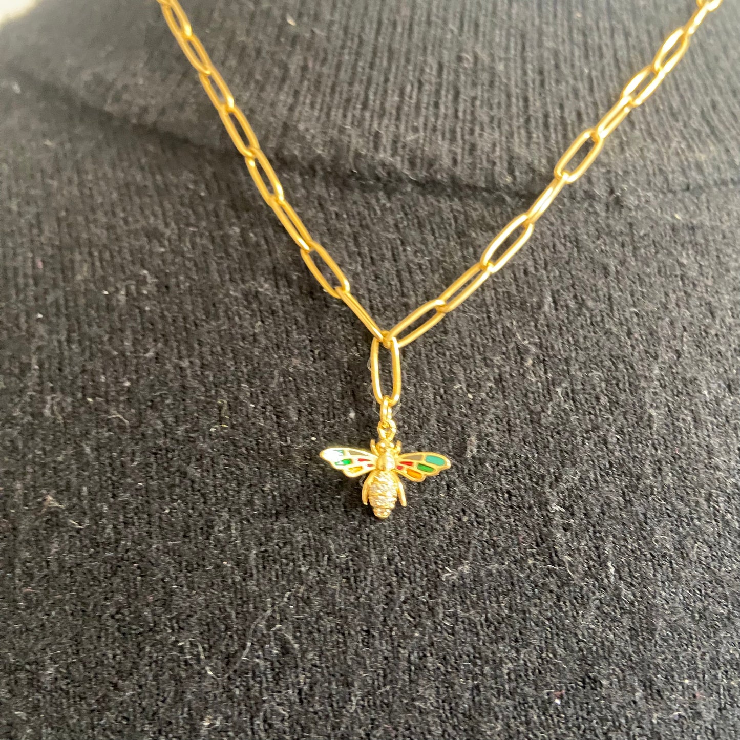 Ketting met bijtje