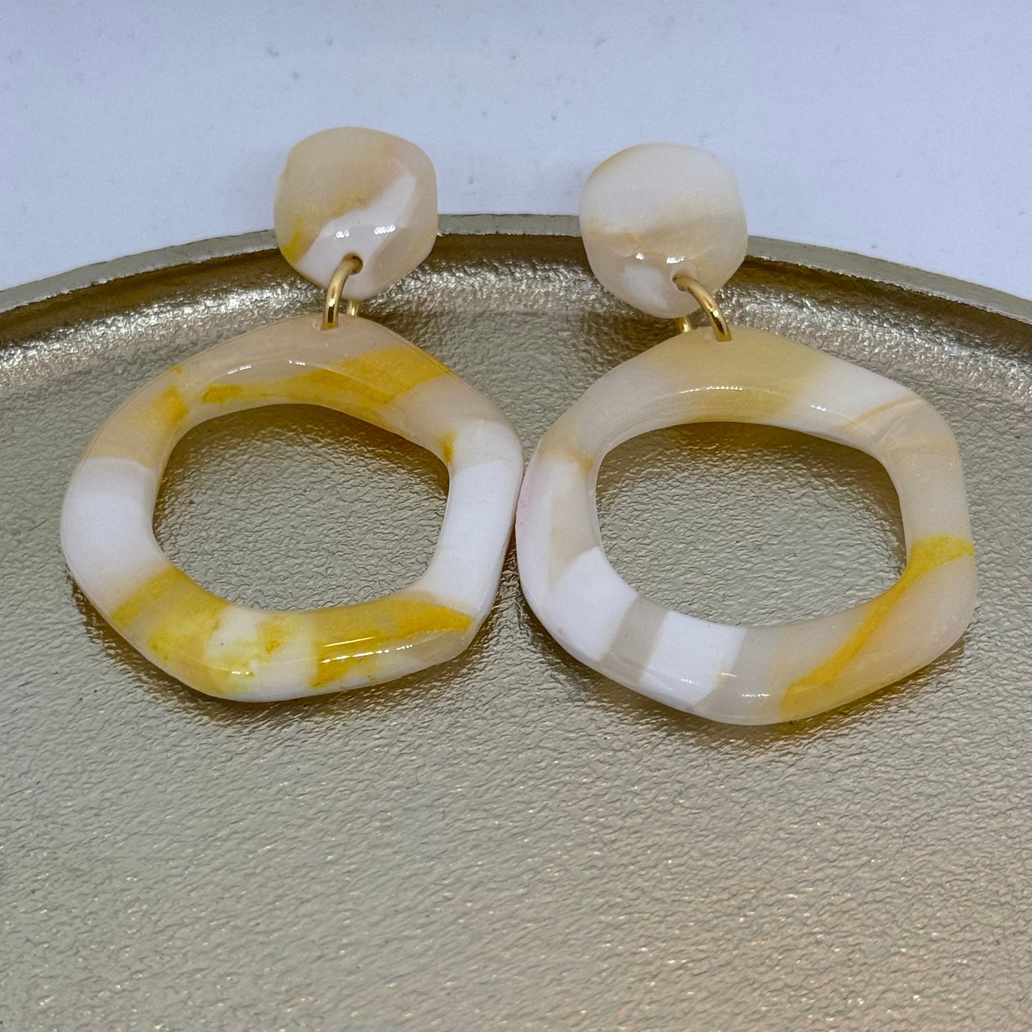 Translucent Treasures (Gold) -> 2
