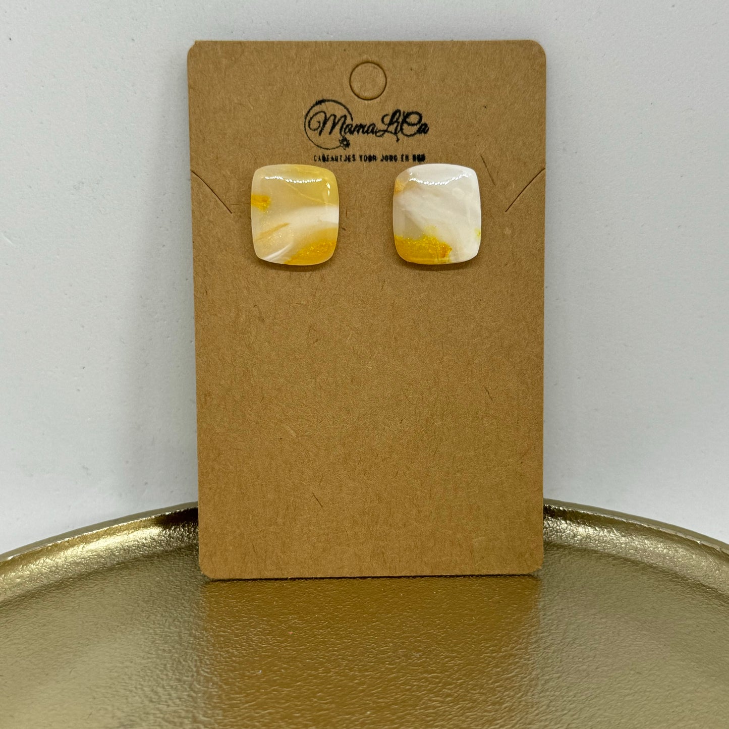 Translucent Treasures (Gold) -> 11