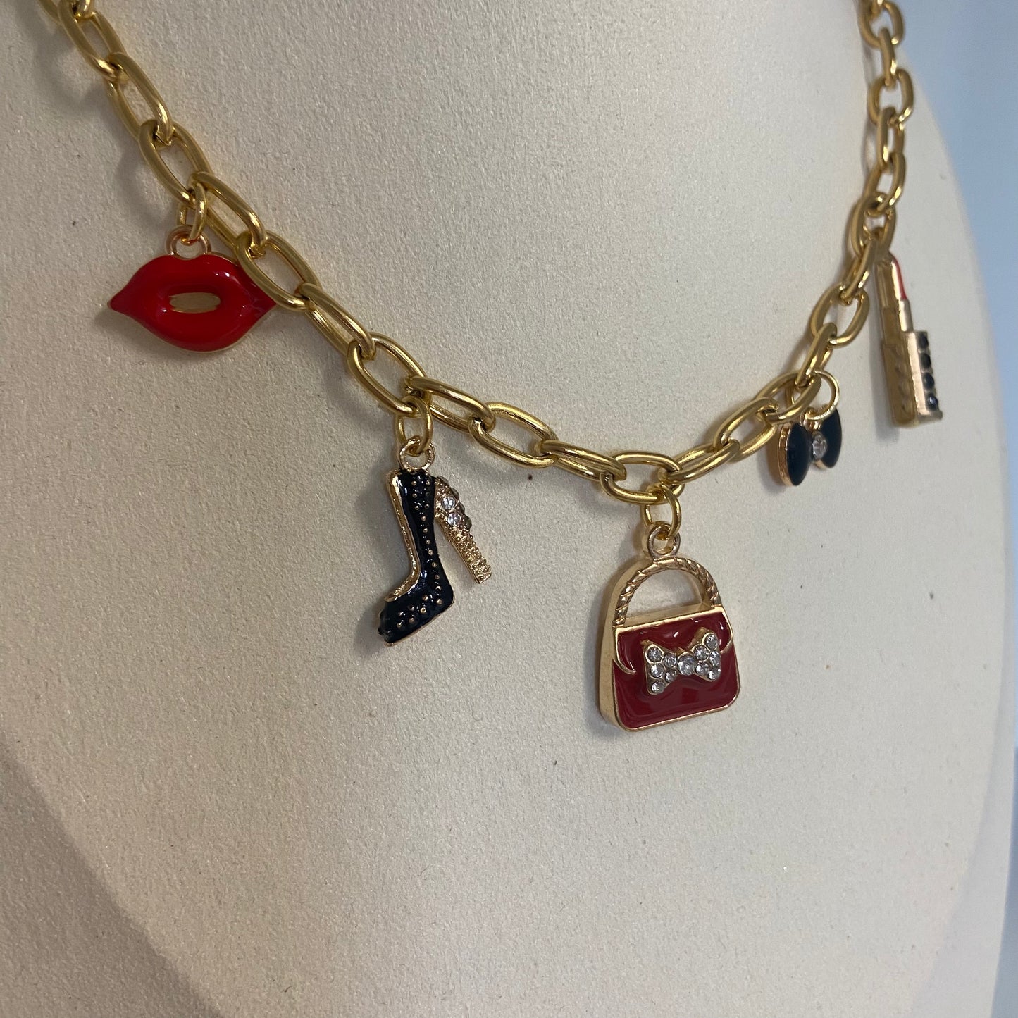 Ibiza Fiesta: bedelketting rood/zwarte bedels