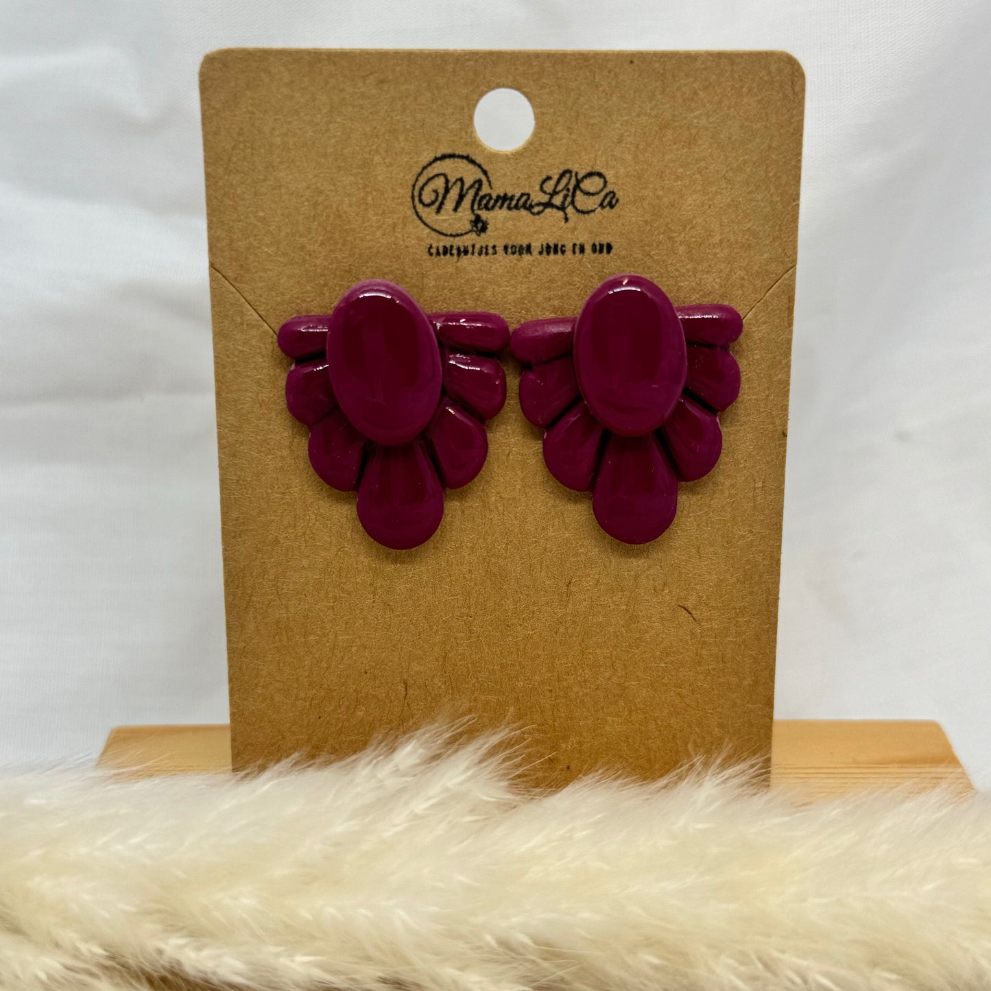 Burgundy Allure -> 1