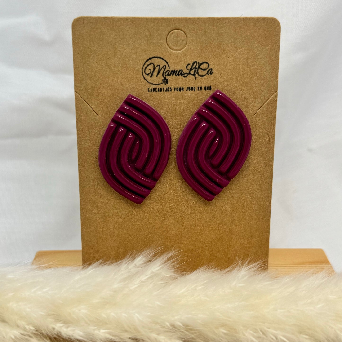 Burgundy Allure -> 2