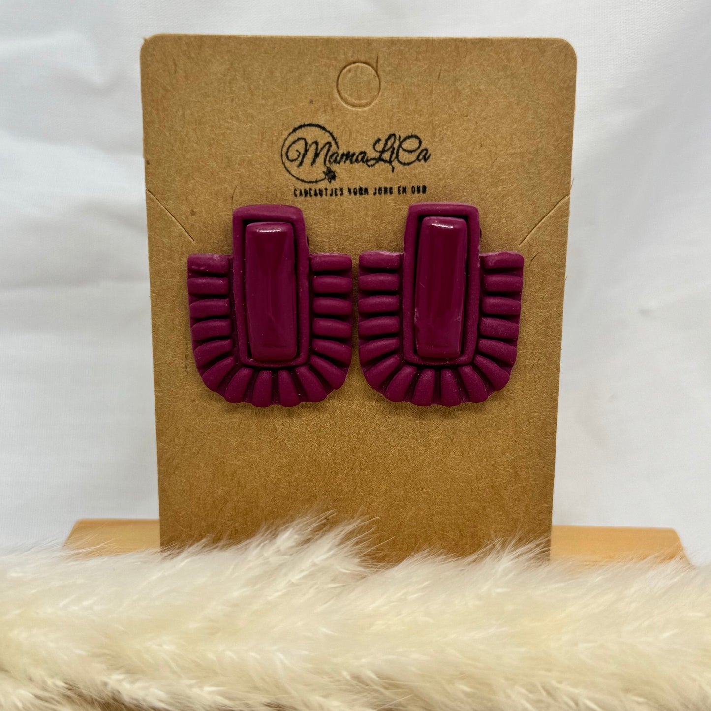 Burgundy Allure -> 7