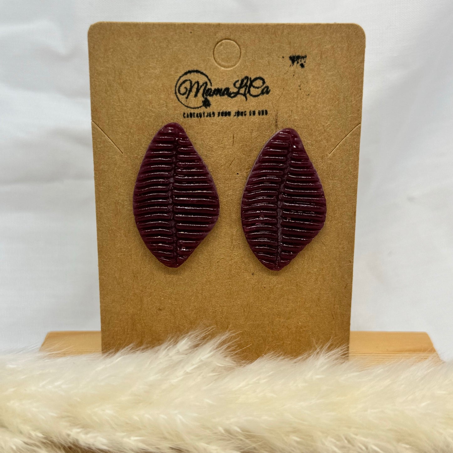 Burgundy Allure -> 12