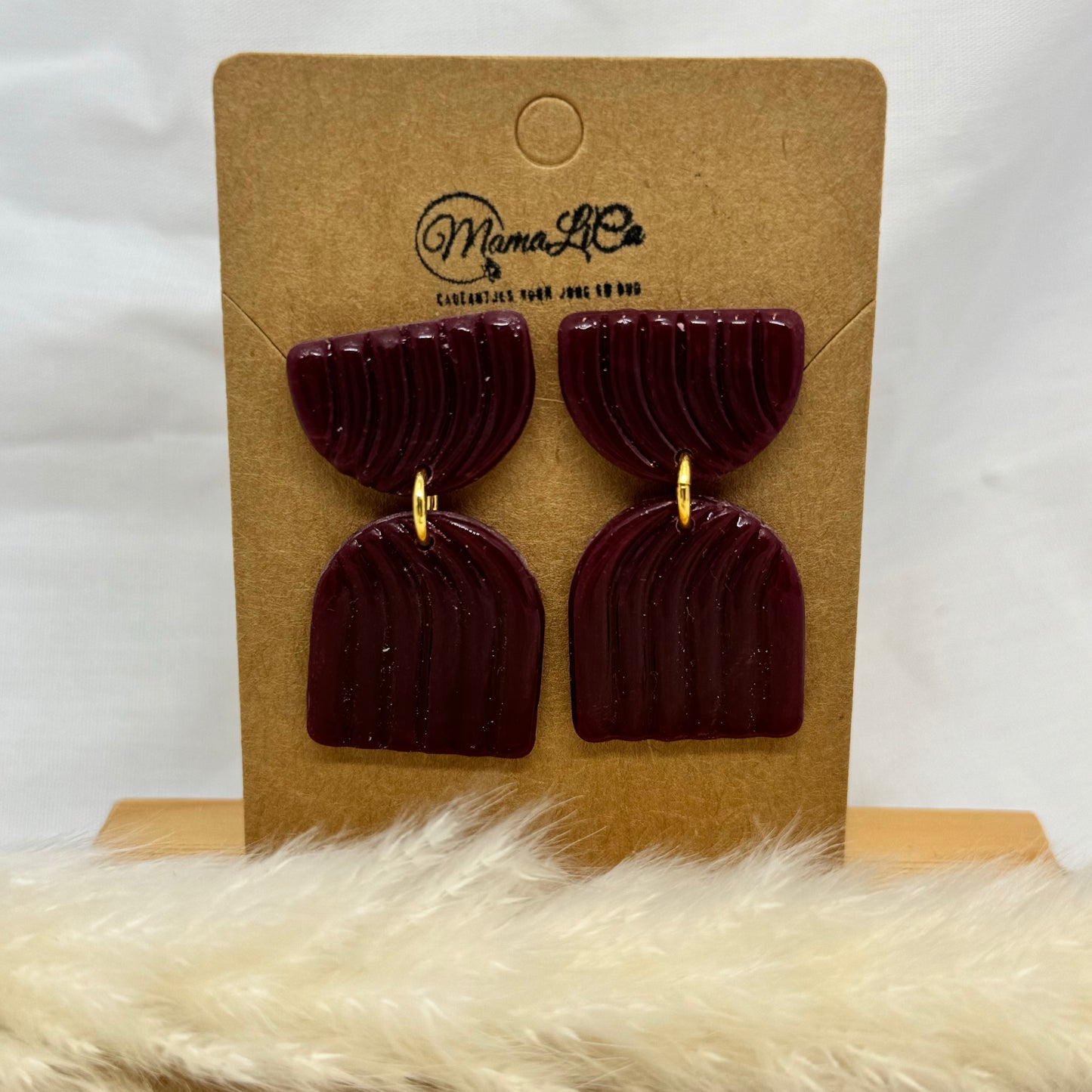 Burgundy Allure -> 13