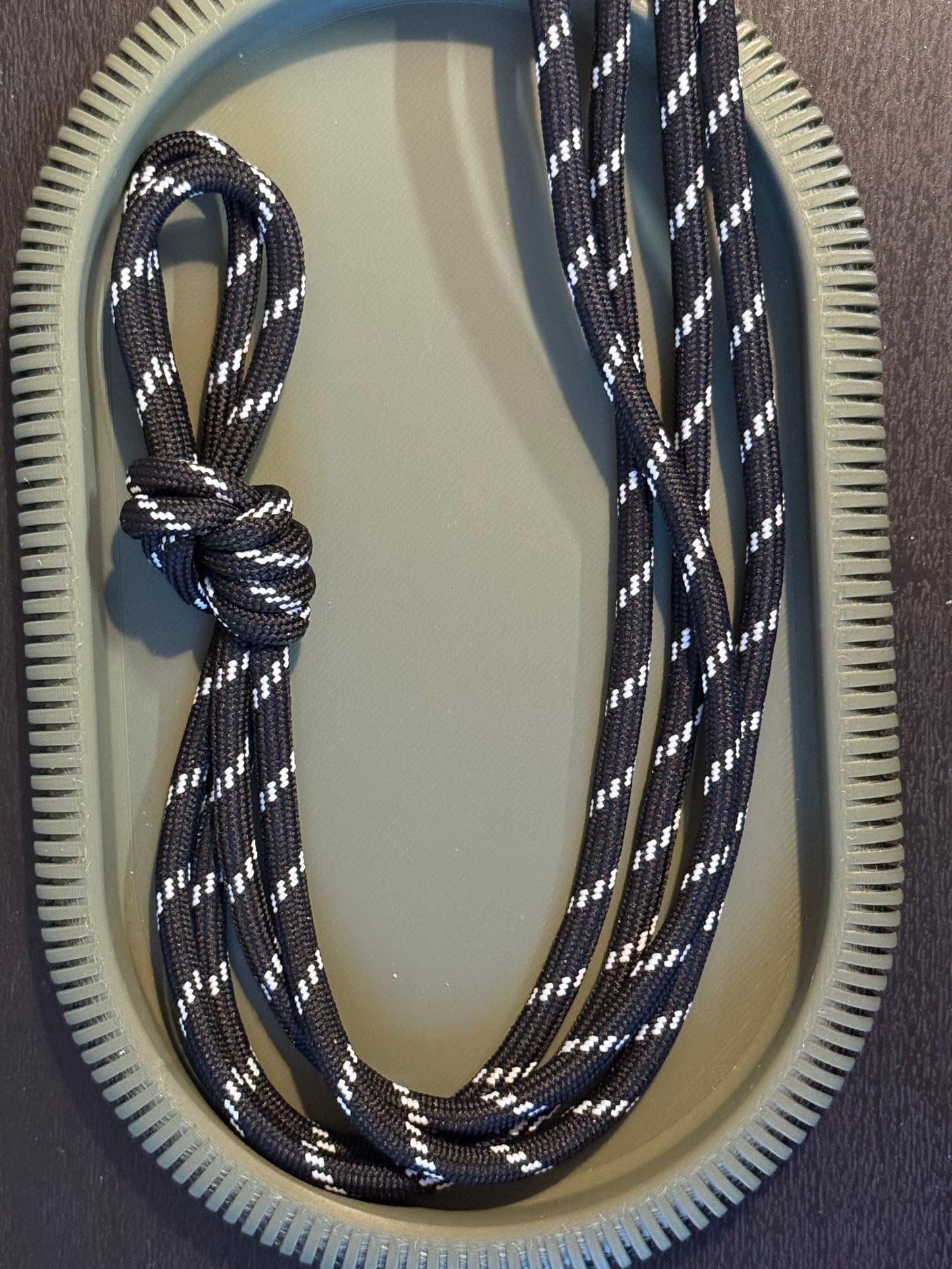 Paracord (2 stuks) -> streepjes zwart