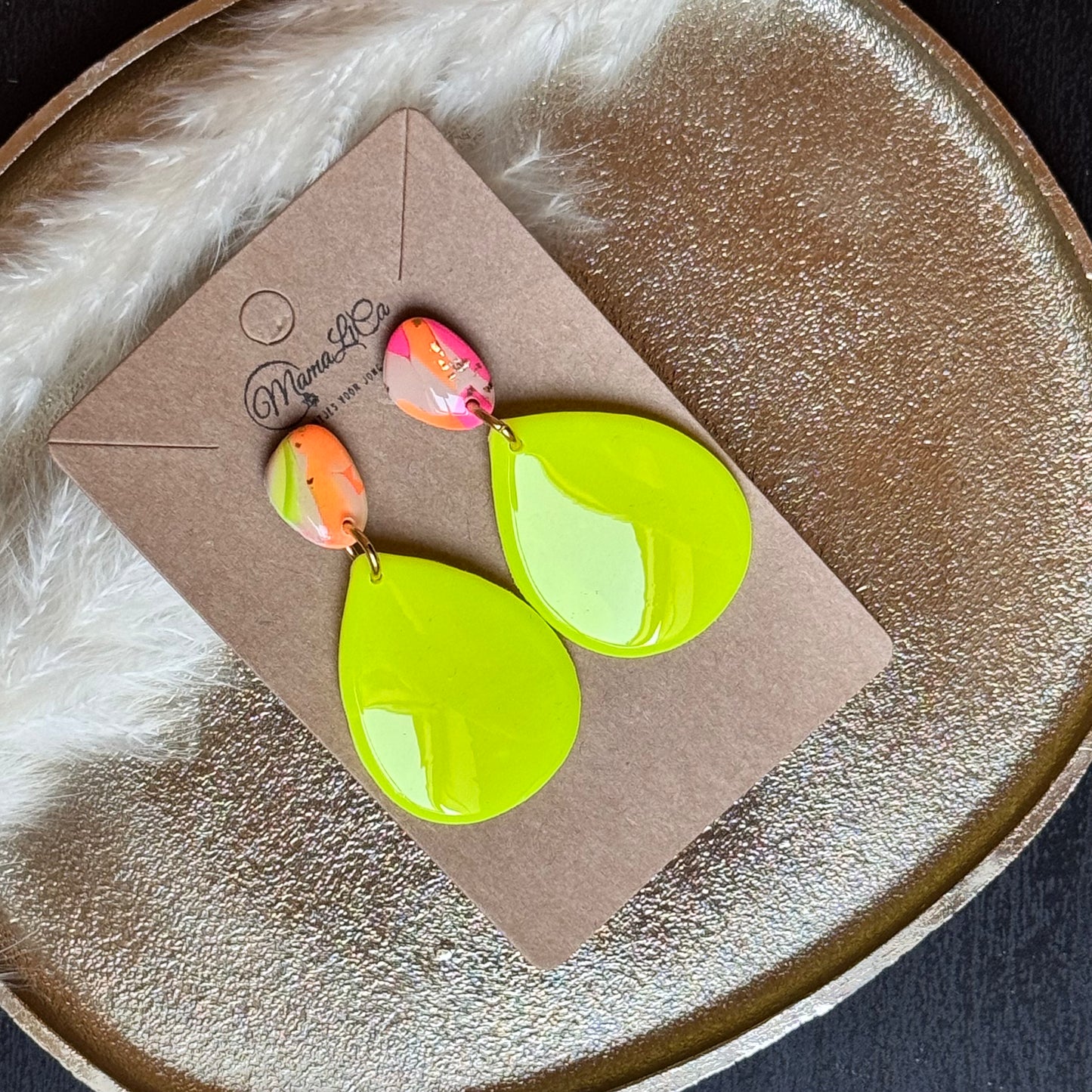 Neon Dream (15)