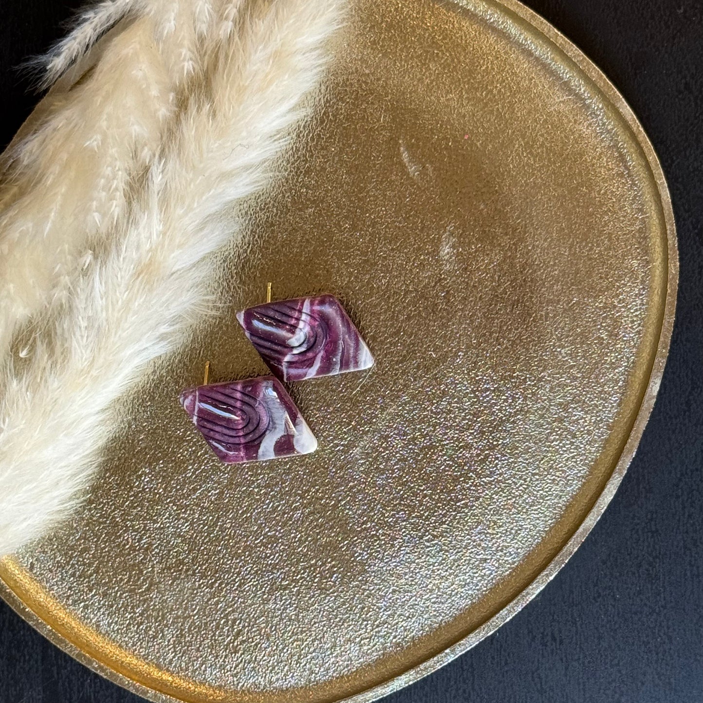 Burgundy Radiance (32)