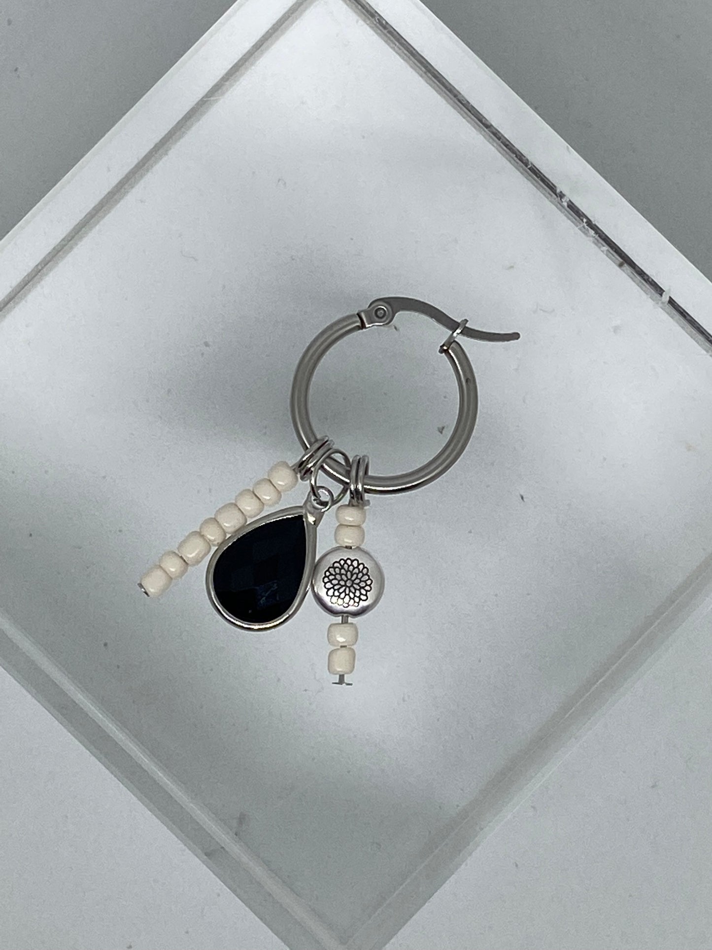 Design Your Own Oorbel "Oorbel 1" (zilver)