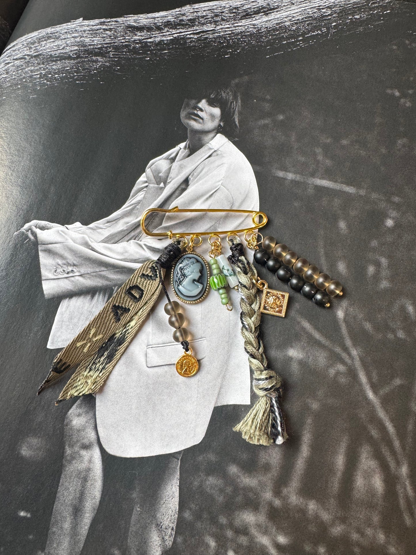 Broche (groen/grijs)