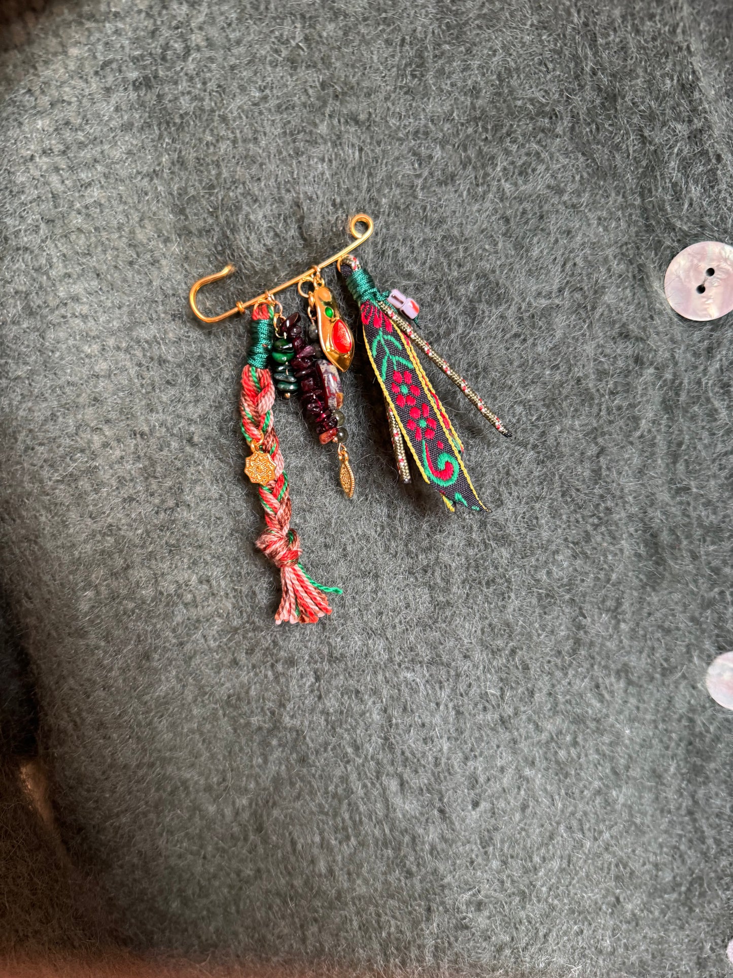 Broche (groen/oranje/rood)