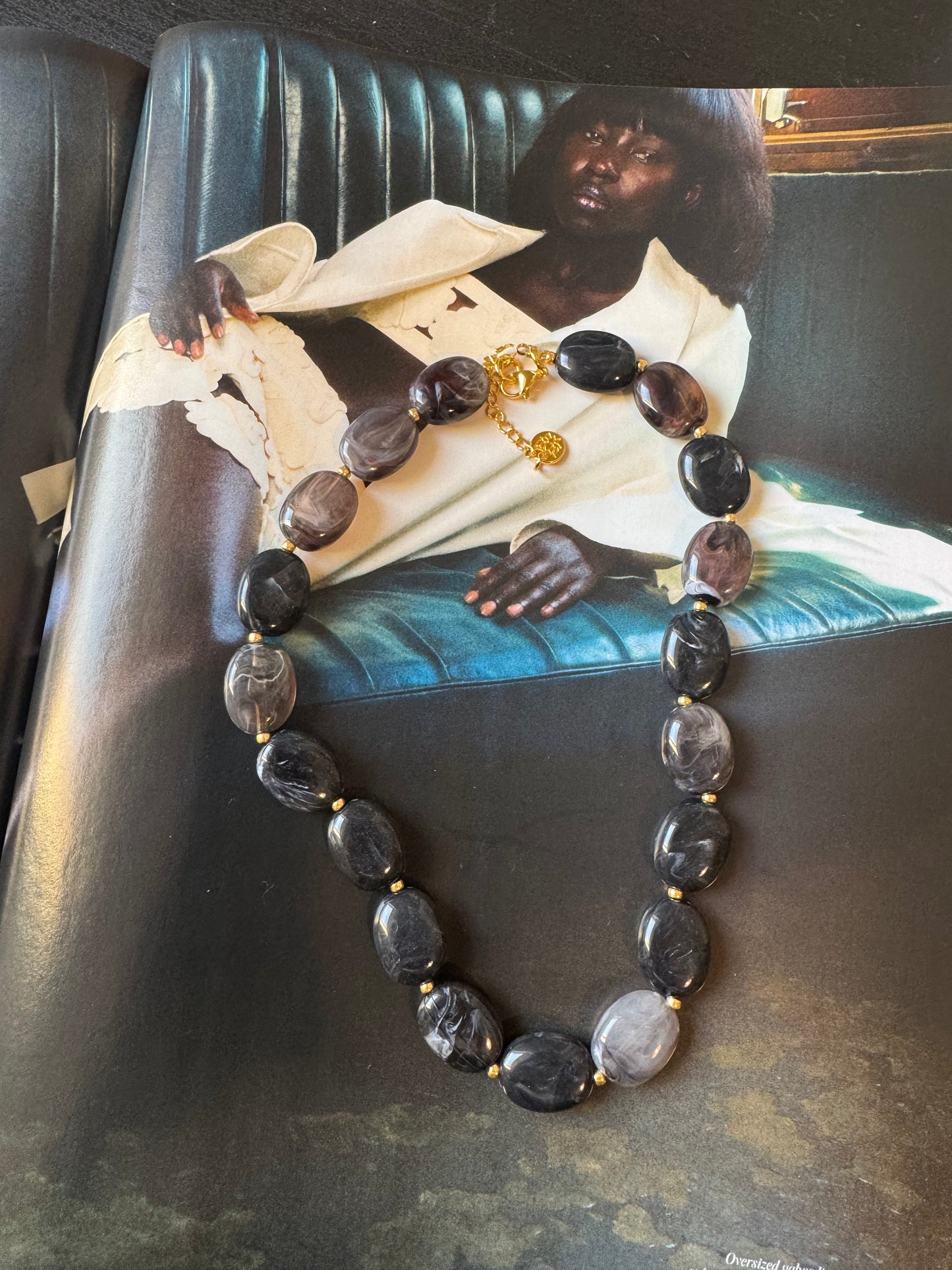 Bead & Bold (zwart/grijs)