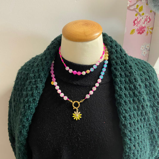Kralenketting (roze) met bloem