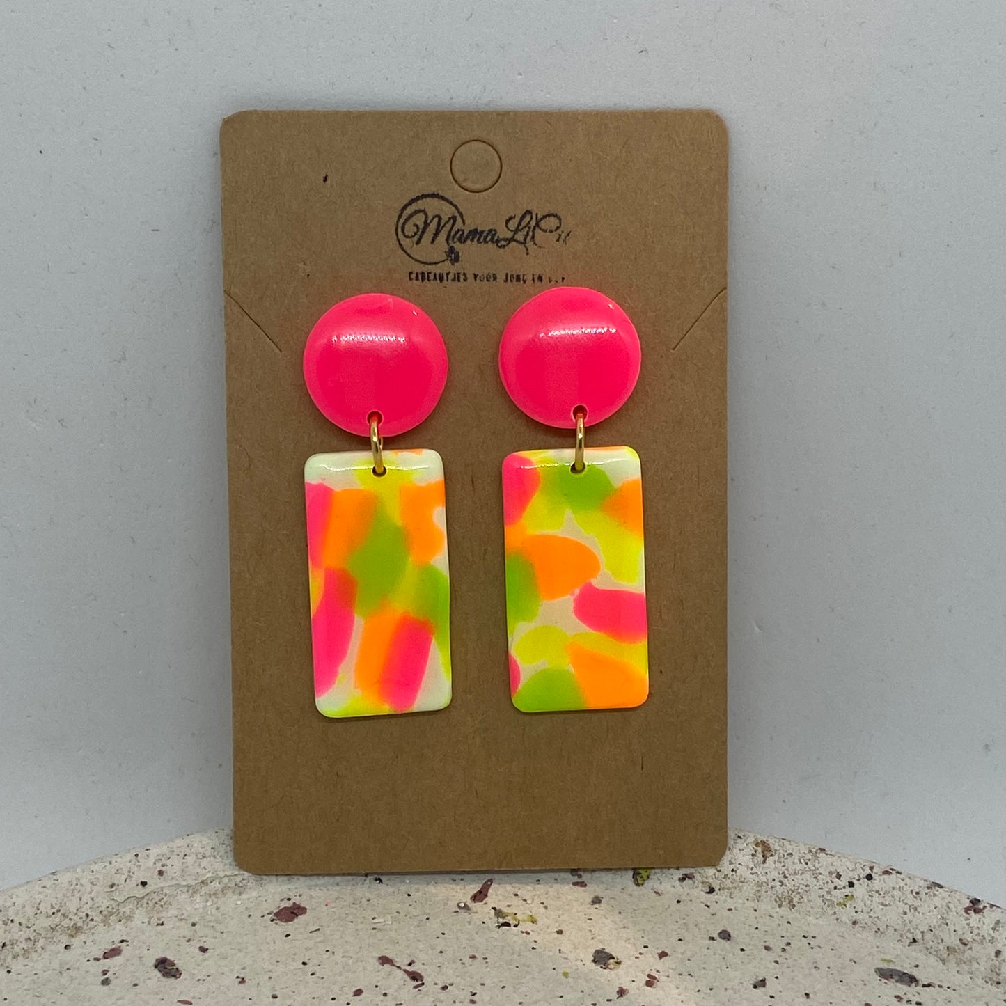 Neon Vibes (2)