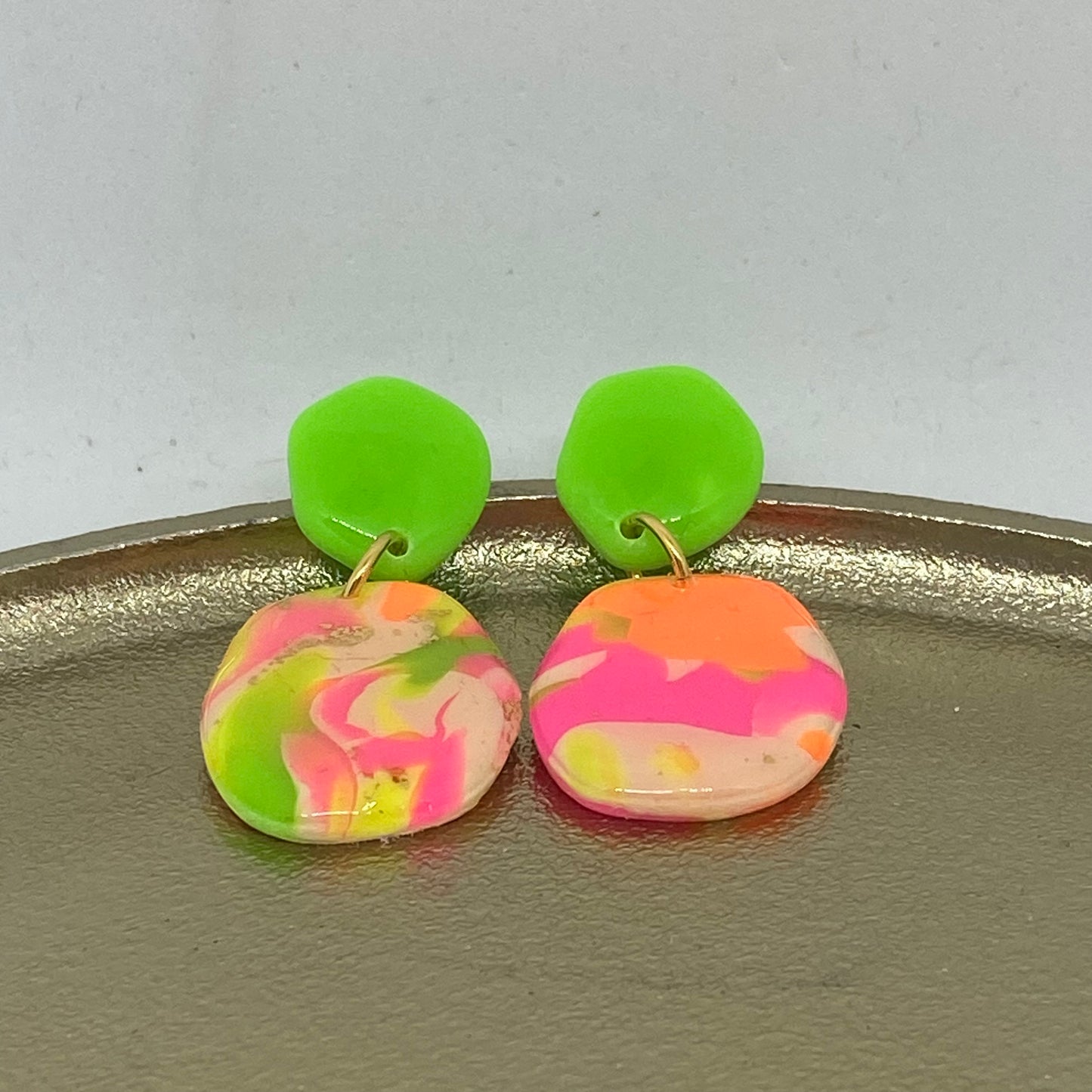 Neon Vibes 3.1