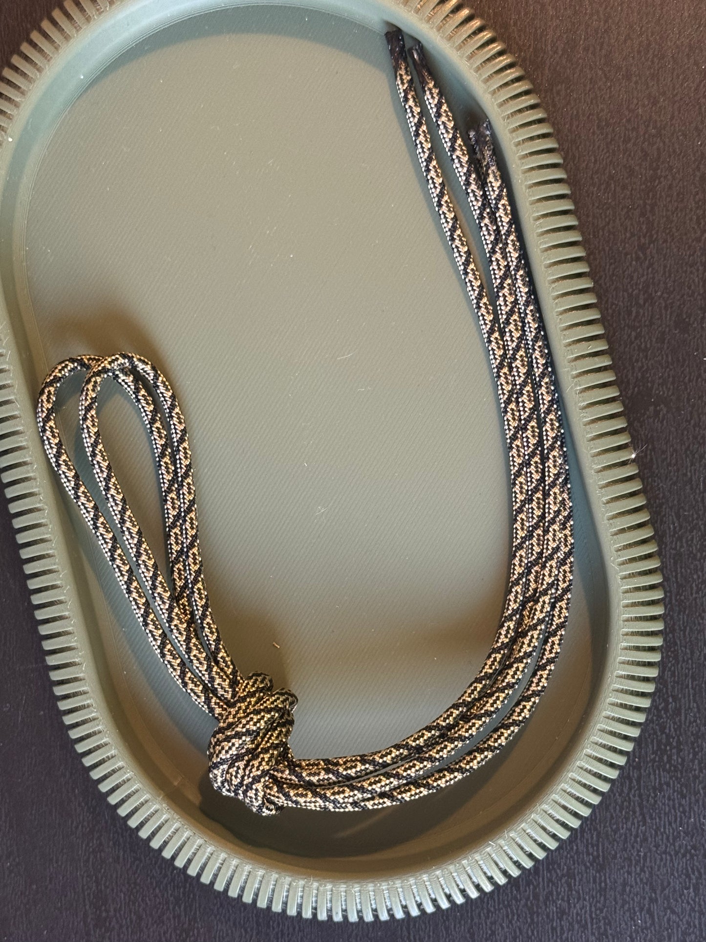 Paracord (2 stuks) -> zwart/goud