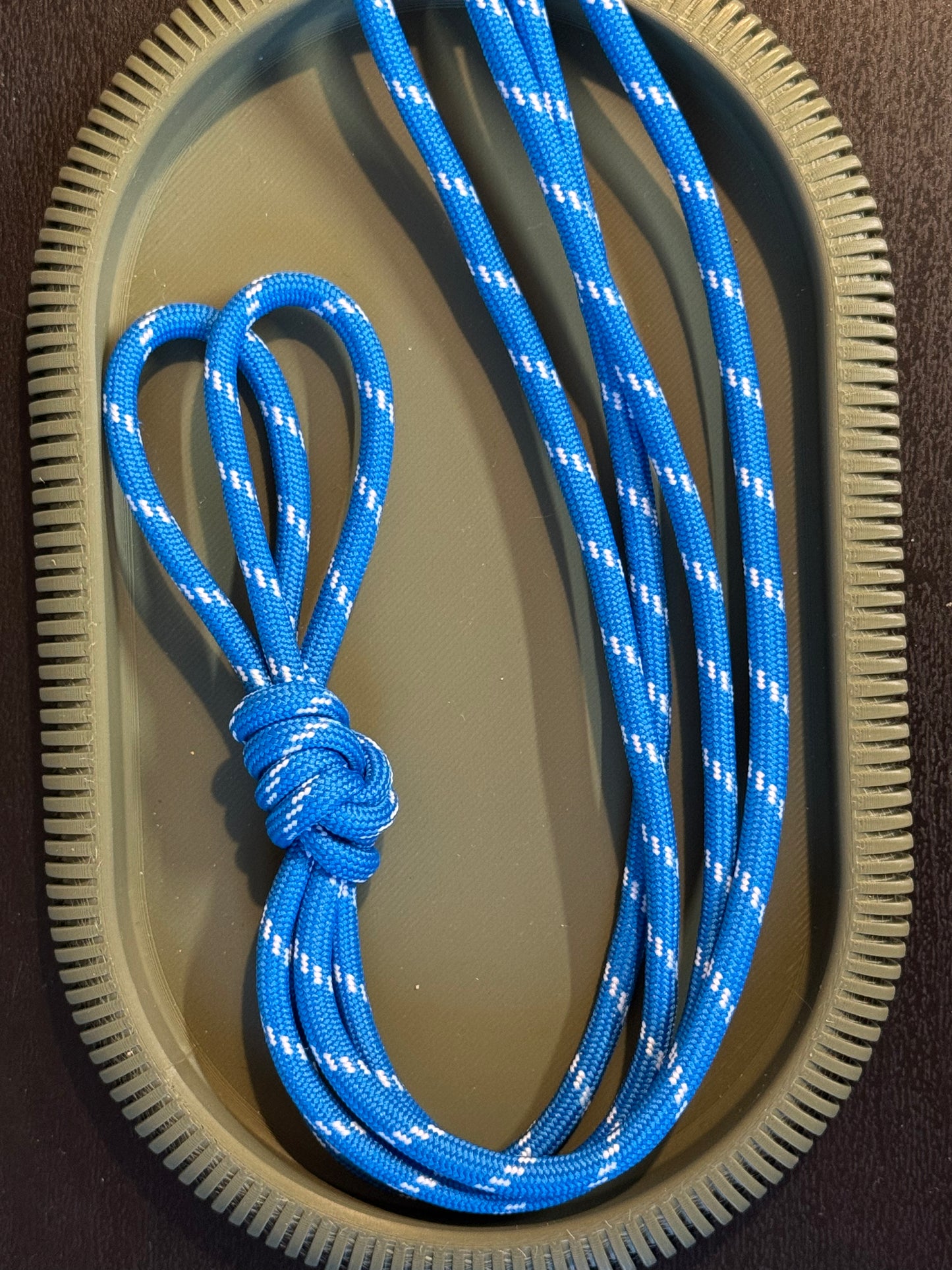 Paracord (2 stuks) -> streepjes blauw fel