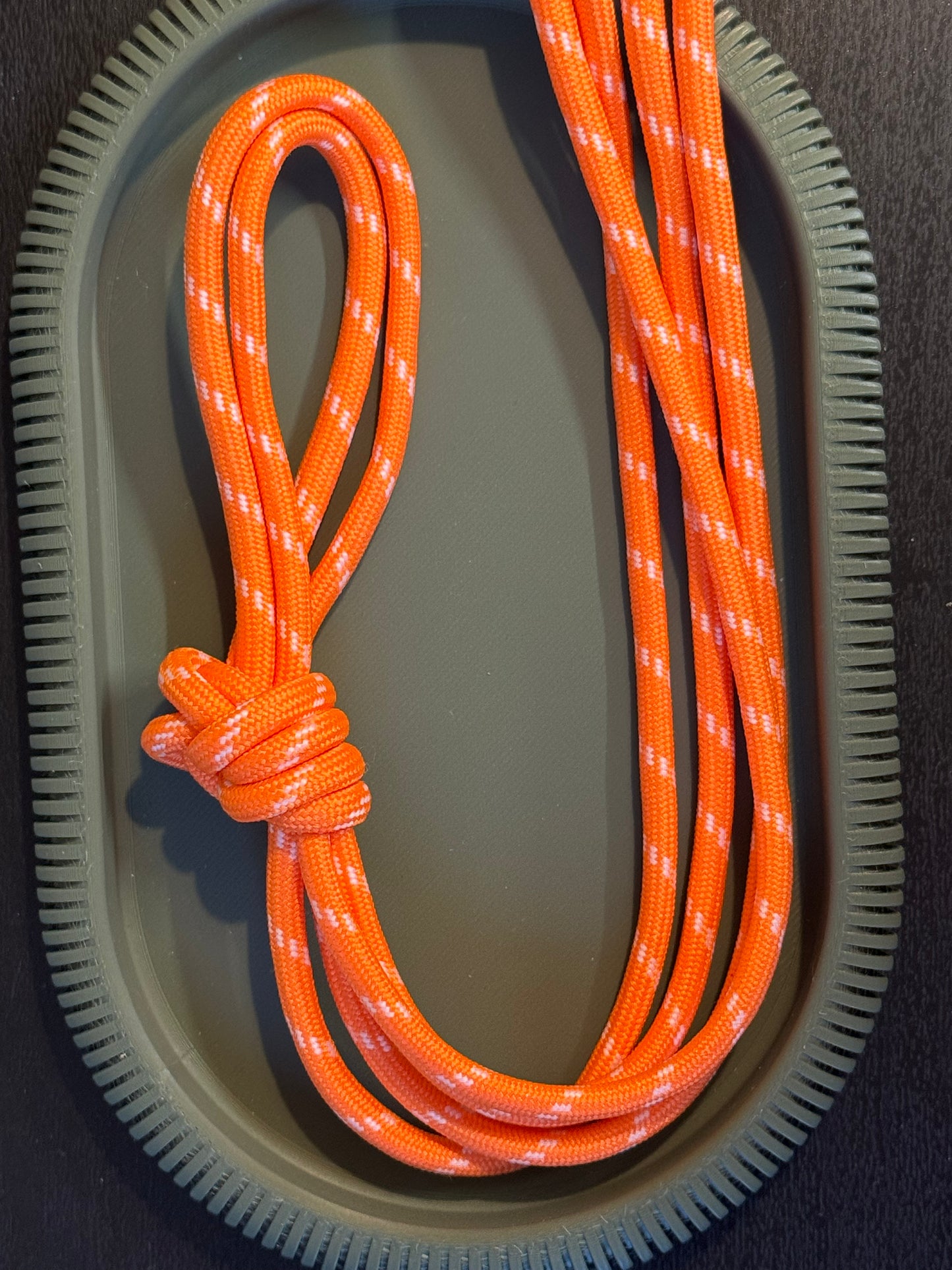 Paracord (2 stuks) -> streepjes oranje