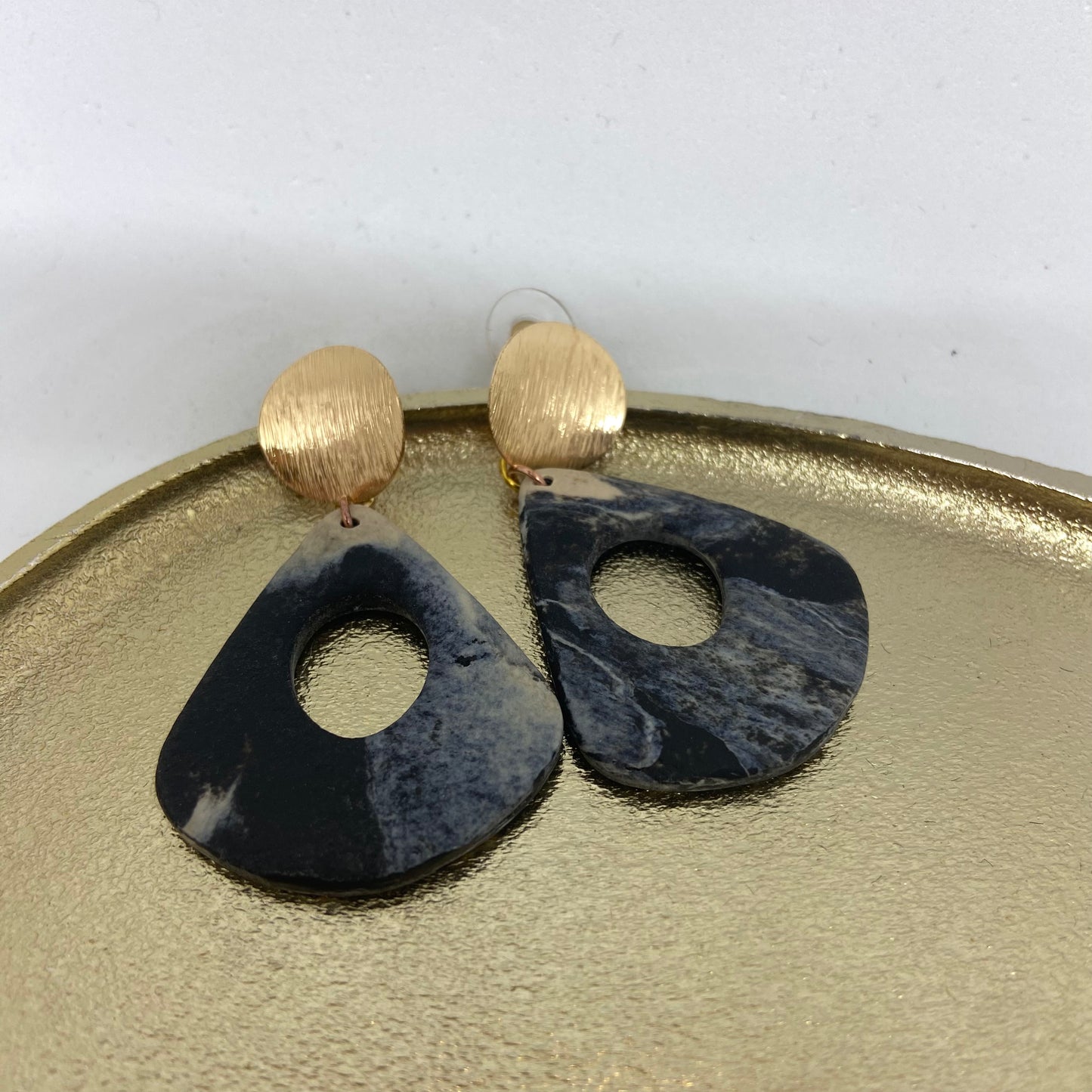 Oorbellen "zwart-beige 7"