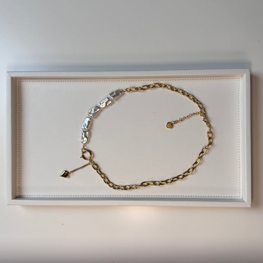 💖✨ Introducing our "Heart to Pearl" collection! ✨💖 -> Korte ketting