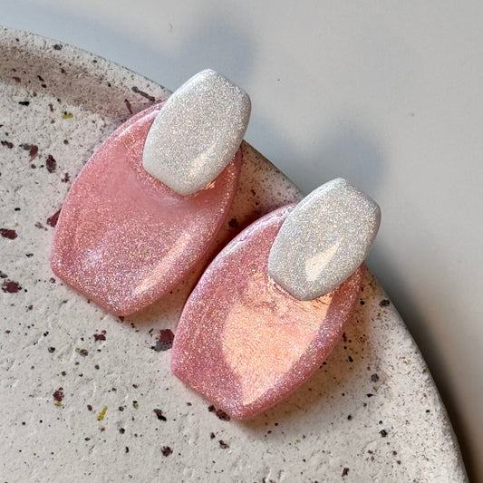**Blush & Pearl** (2)