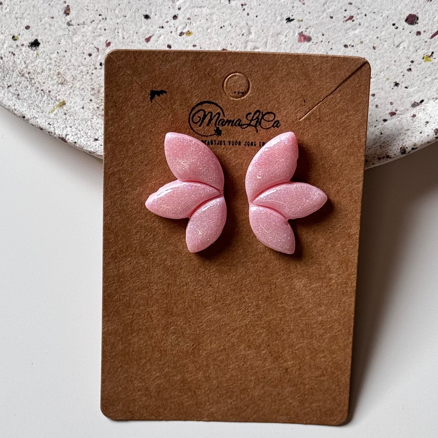 **Blush & Pearl** (19)