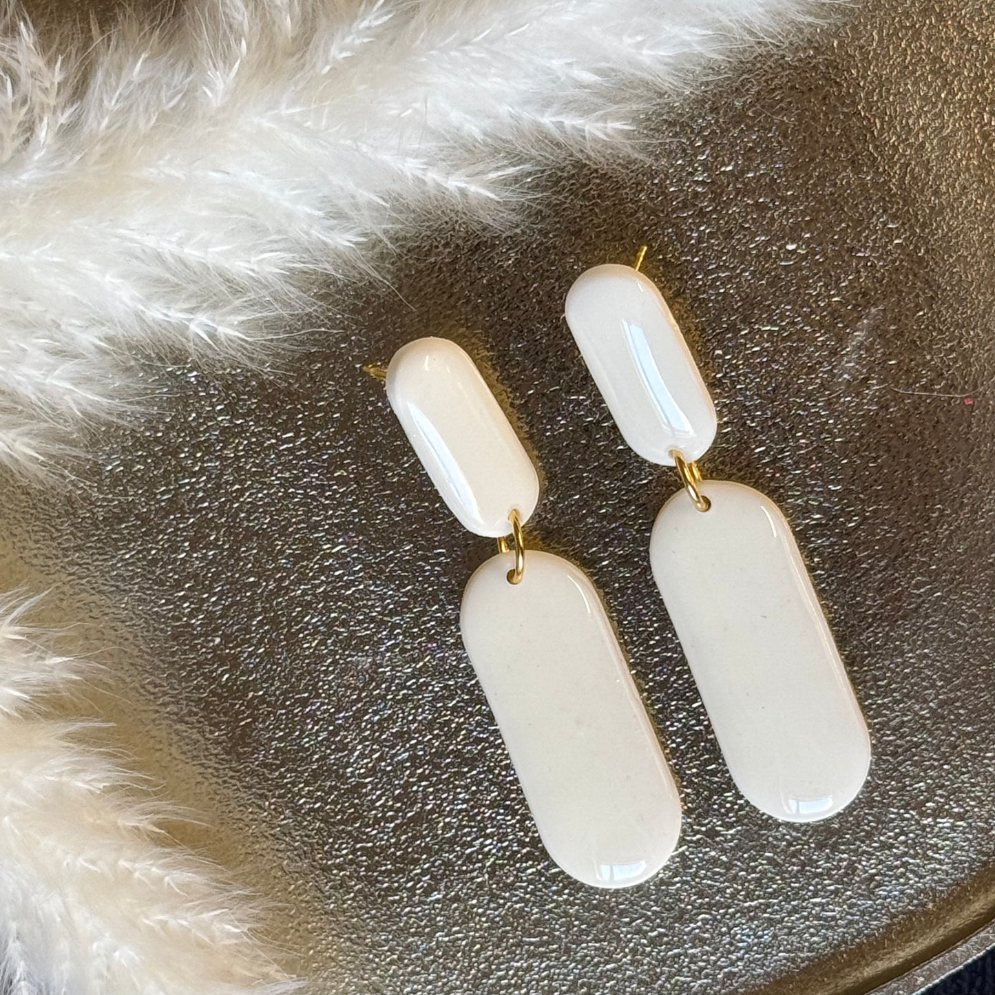 Timeless White (10)