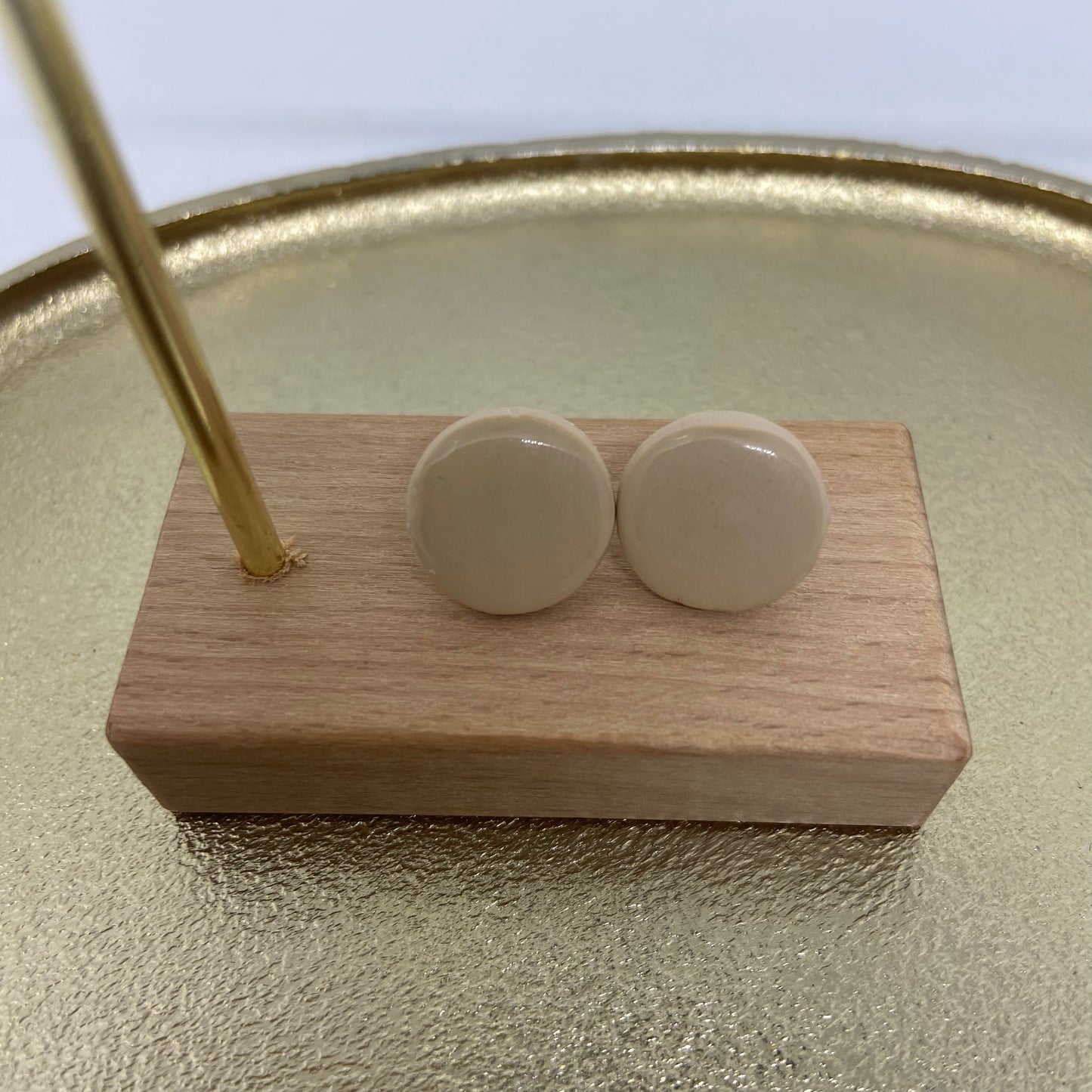 oorbellen "studs beige"