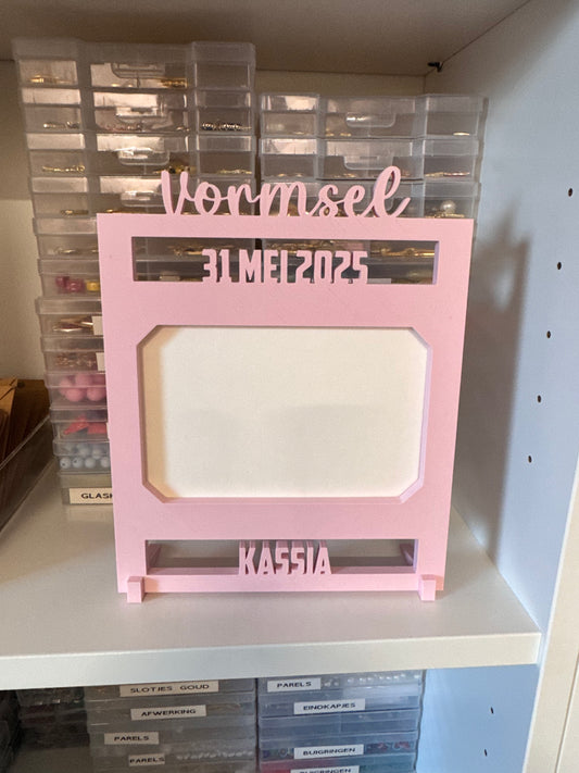 Fotokader: Naam + vormsel + datum