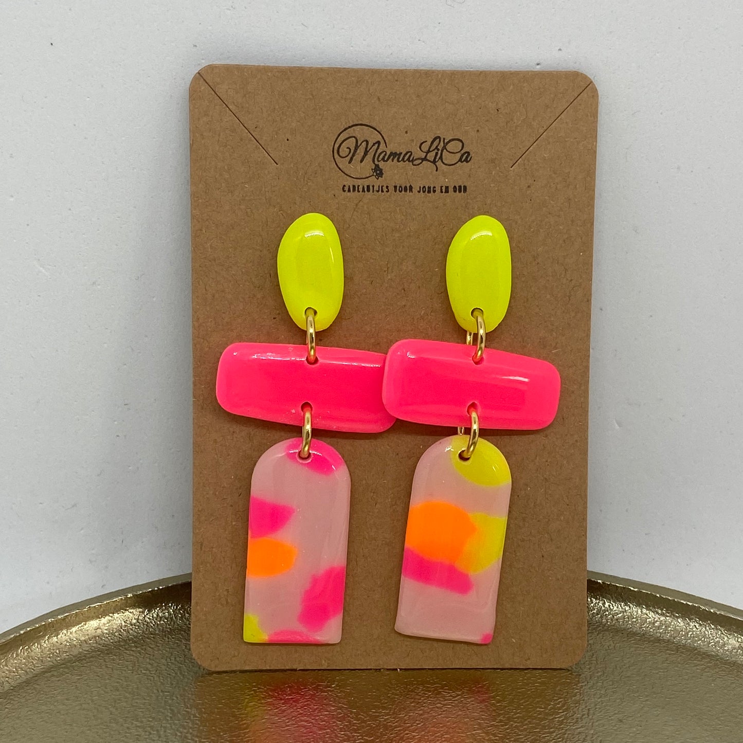 Tropical Twist (2)