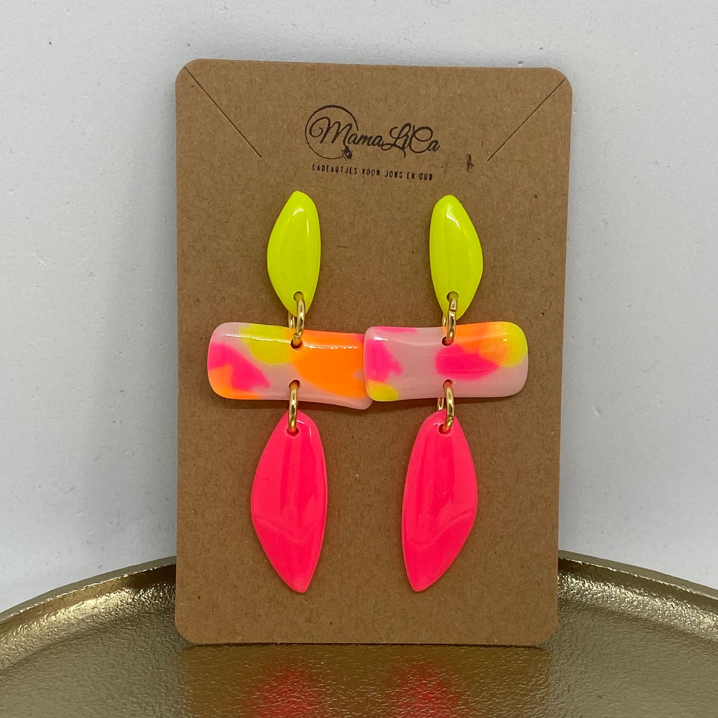 Tropical Twist (5)