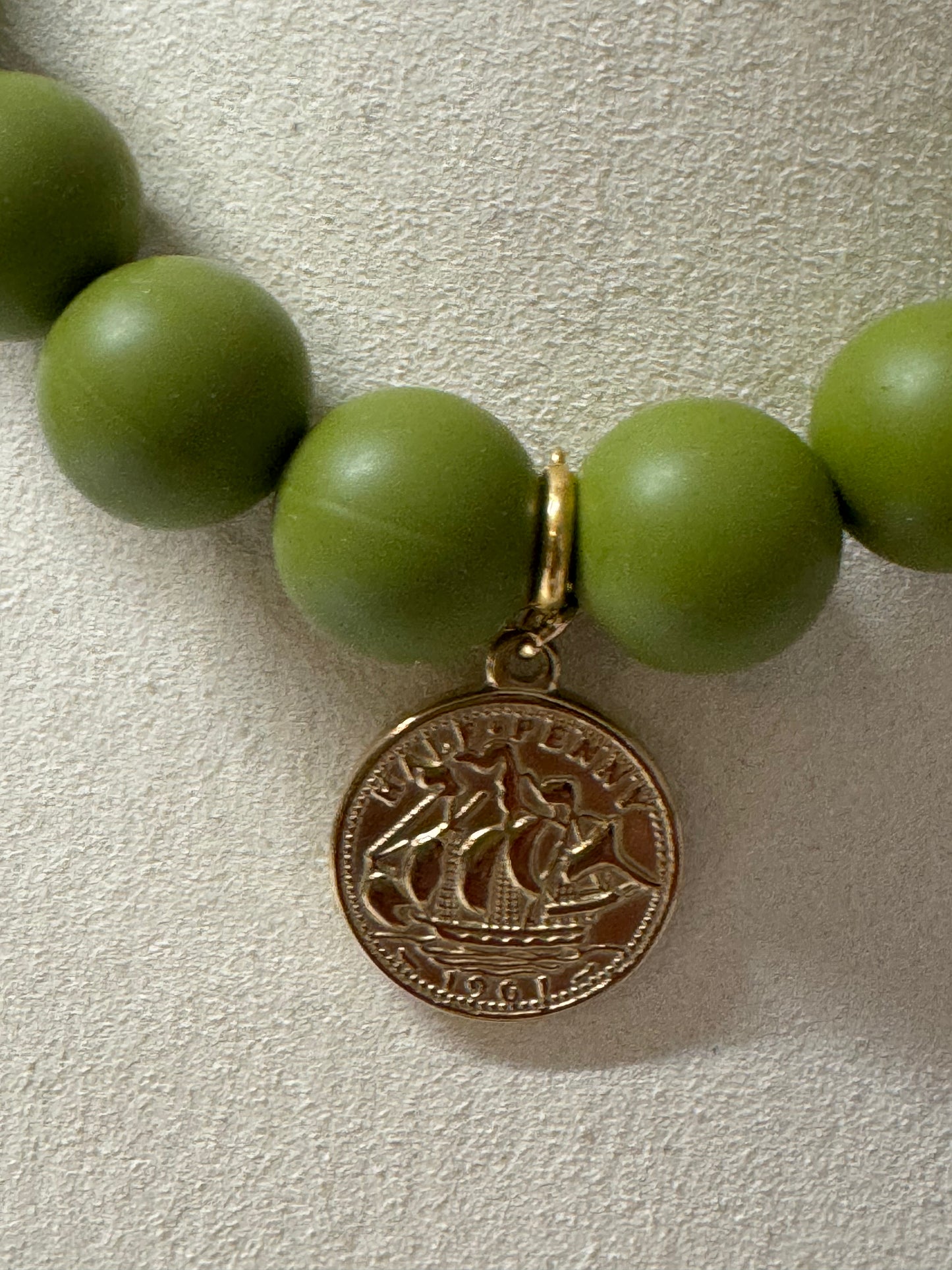 Bead & Bold (legergroen)