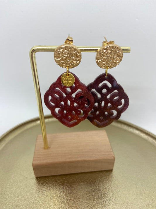 Oorbellen "resin barok ruit Mixed Red Pink"