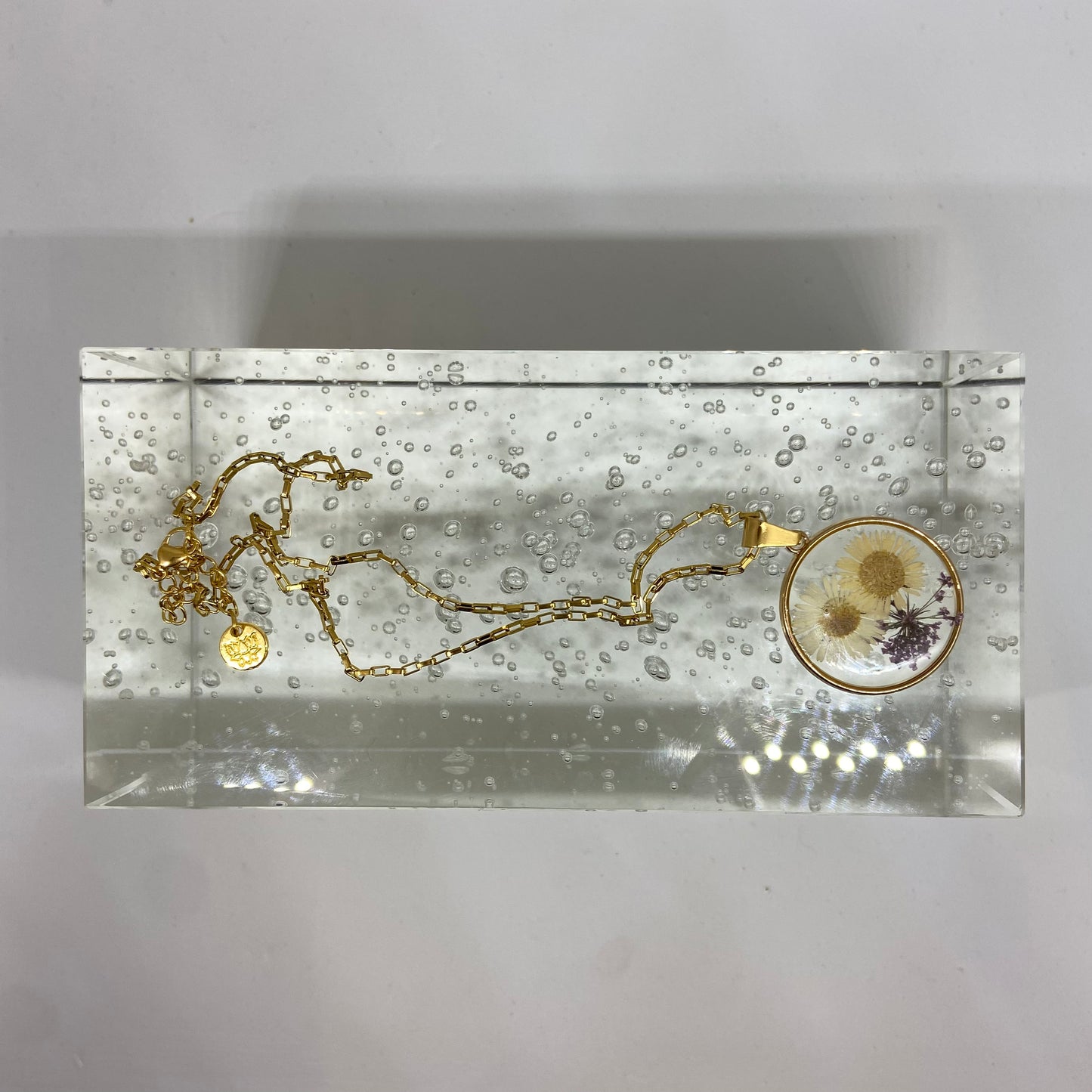 Ketting droogbloem (goud) -> wit en paars