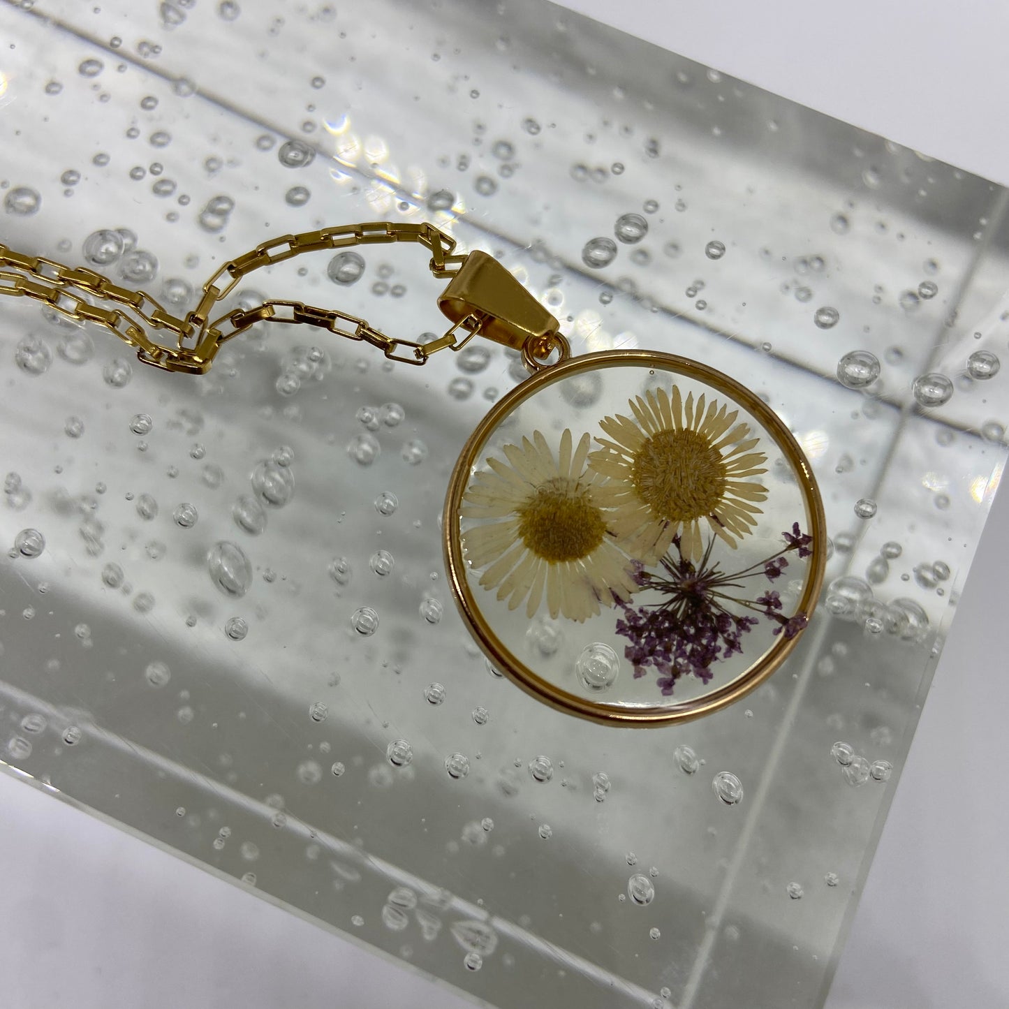 Ketting droogbloem (goud) -> wit en paars